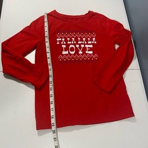 Cat & Jack girls size M (7/8)long sleeve “Fa LaLaLa Love” winter shirt.